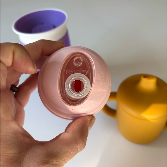 3 sippy cups - Picture 4 of 7